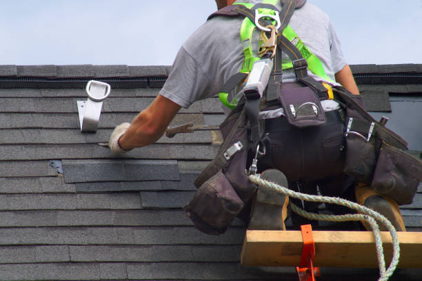 Best Roof Gutter Cleaning  in Foxfire, NC